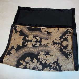 Royal Velvet Pillow Cover
